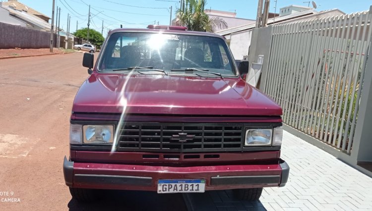 Camioneta D20 é furtada em Cafelândia, veja o vídeo da ação dos criminosos 