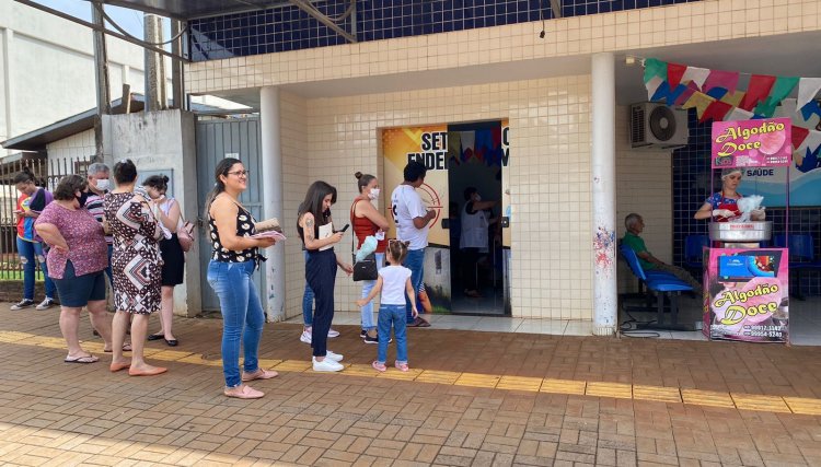 Sa&uacute;de realiza Arrai&aacute; da Vacina&ccedil;&atilde;o e atualiza mais de mil carteirinhas de imuniza&ccedil;&atilde;o