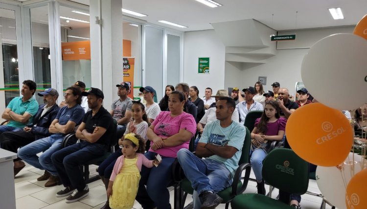 Cresol Progresso reúne 160 cooperados no Dia do Agricultor 
