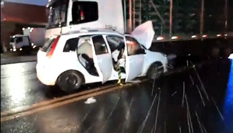 Grave acidente na BR 277 deixa beb&ecirc; morto e v&iacute;timas em estado grave em Santa Tereza do Oeste