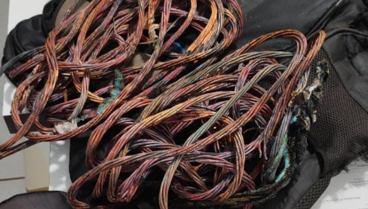 Dois homens são abordados com fios de cobre em Cafelândia