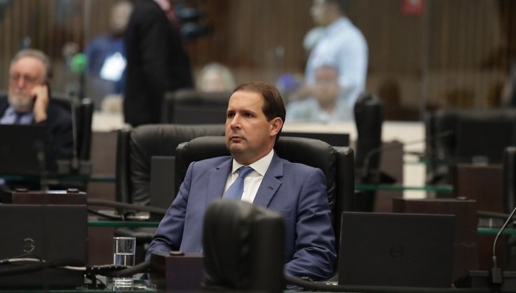 Risco de invasões de terras no Paraná preocupa Micheletto
<br/>
<br/>