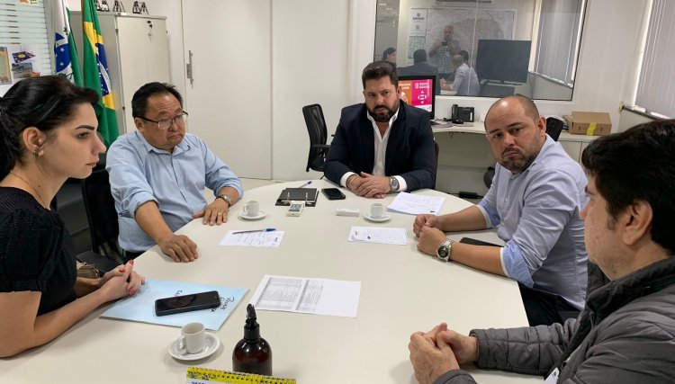 Prefeito de Cafelândia participa de reunião com Secretaria das Cidades
