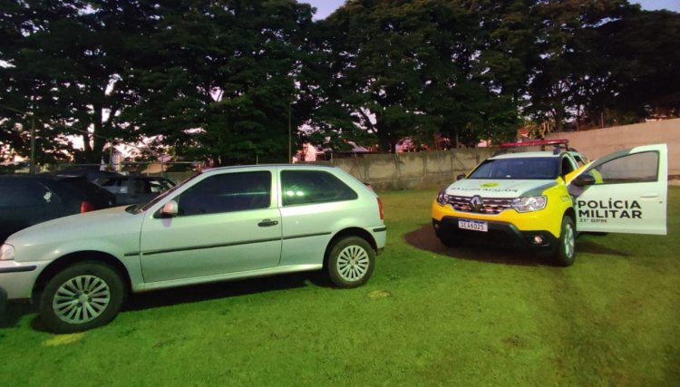 Polícia aborda homem com carro furtado que seria usado para furtar loja