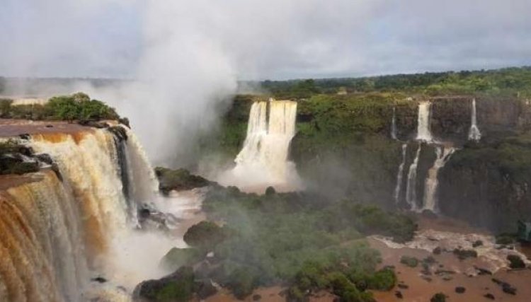 Cataratas do Iguaçu dá show de beleza após chuvas