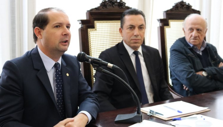 Frente Parlamentar do Leite alerta sobre novas Instruções Normativas referentes  à higiene 
