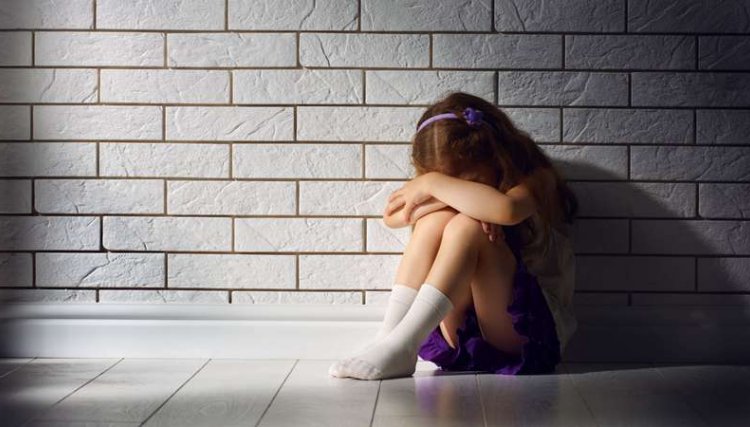 Pai é condenado a mais de 30 anos por estupro praticado contra a filha de 8 anos no PR