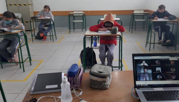 Mais 627 escolas estaduais retomam aulas presenciais na segunda-feira