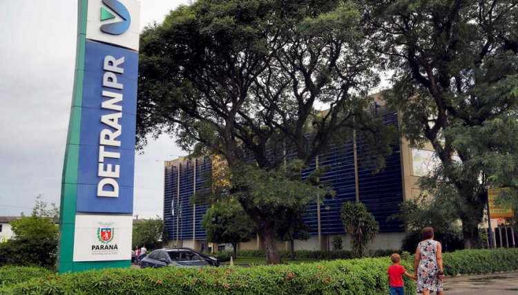 Detran retoma parte dos serviços presenciais no Paraná 