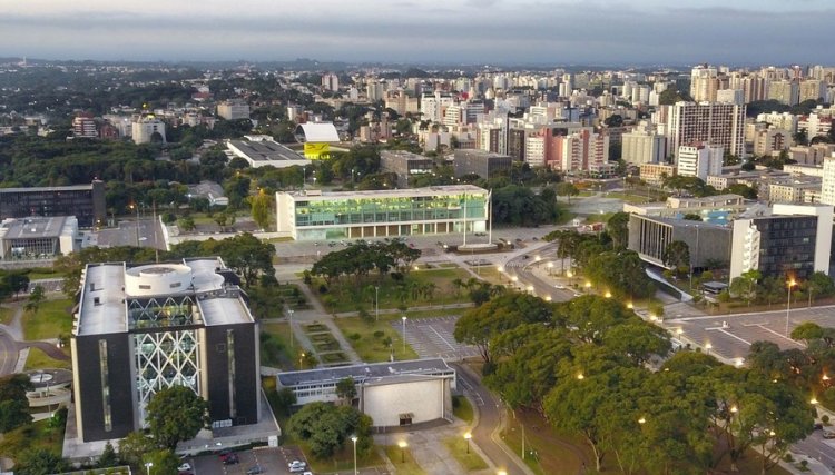 Paraná prorroga toque de recolher até 28 de fevereiro