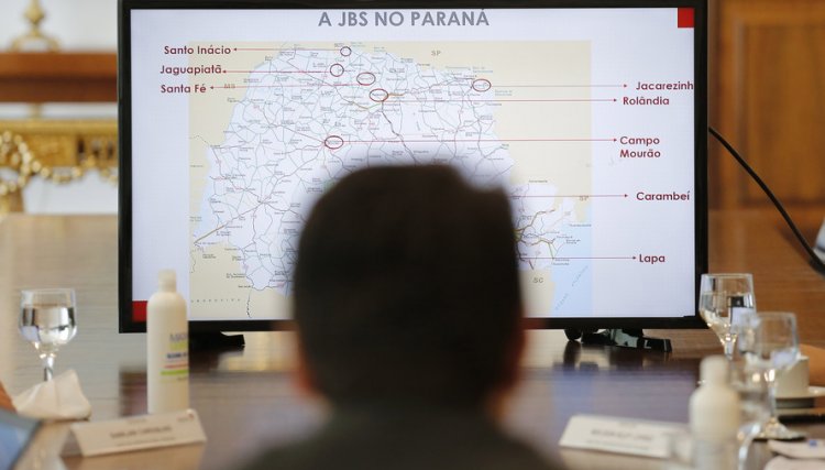 Governo quer atrair novos investimentos da JBS ao Paraná