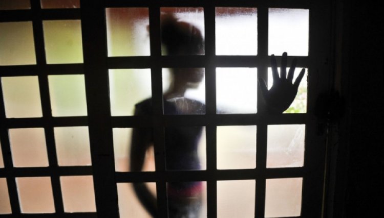 A cada nove horas, uma criança com até 14 anos vira mãe no Paraná