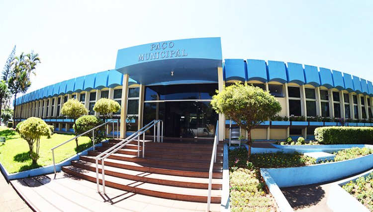 Assis abre Processo Seletivo para professores e serviços gerais