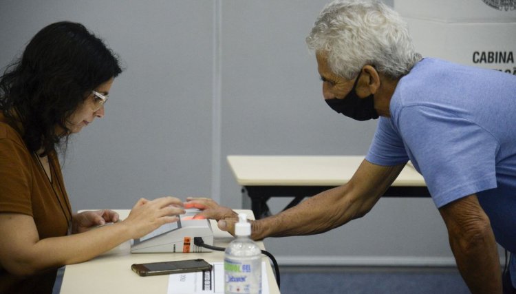 Termina hoje prazo para mes&aacute;rio justificar aus&ecirc;ncia no segundo turno