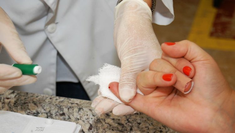 Julho amarelo alerta para prevenção das hepatites no PR