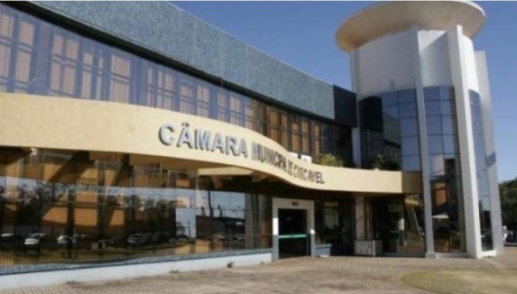 Câmara de vereadores da região investe R$ 50 mil em móveis e estofados em meio a pandemia 