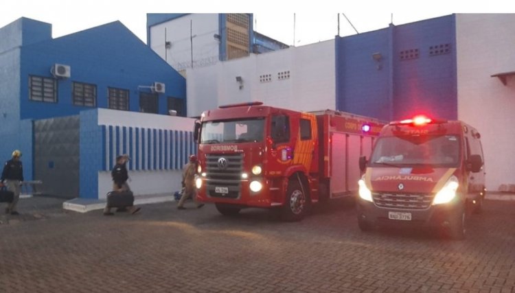 Preso fica entalado ao tentar fugir de penitenciária  no PR