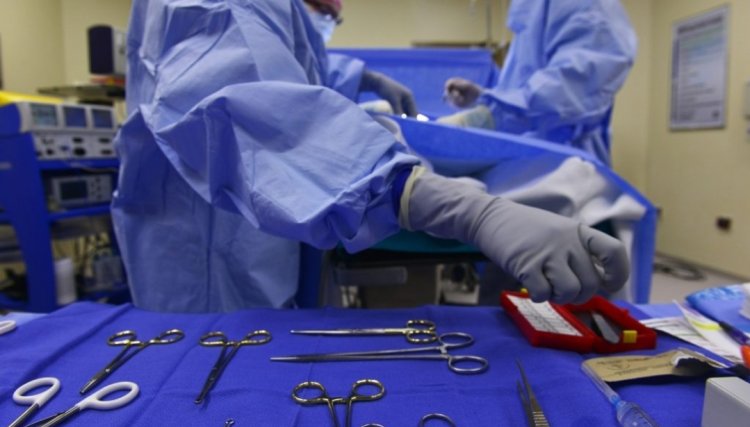 Homem processa médico e Hospital alegando erro médico após cirurgia em Cascavel