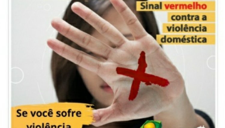 Sinal vermelho contra a violência doméstica 