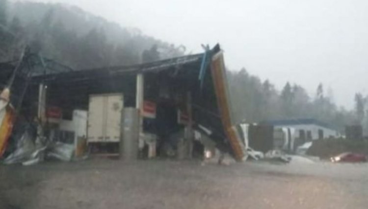 Temporais e granizo provocam estragos em regiões de Santa Catarina