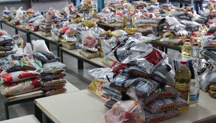 Escolas vão entregar kits de merendas nesta sexta-feira