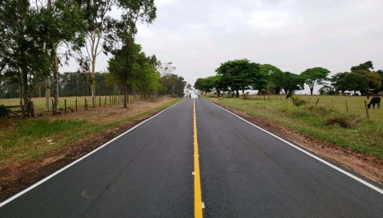 Rodovia de distrito de Umuarama recebe serviços de conservação