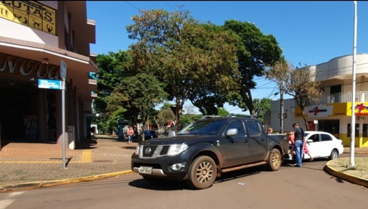 Acidente deixa trânsito lento em Cafelândia 