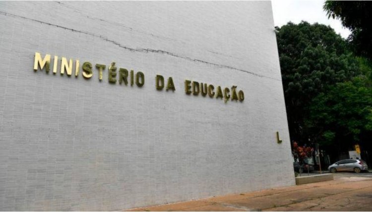 MEC determina volta às aulas presenciais a partir de janeiro