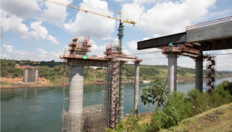 Ponte financiada pela Itaipu chega a 50% da obra até o final do ano