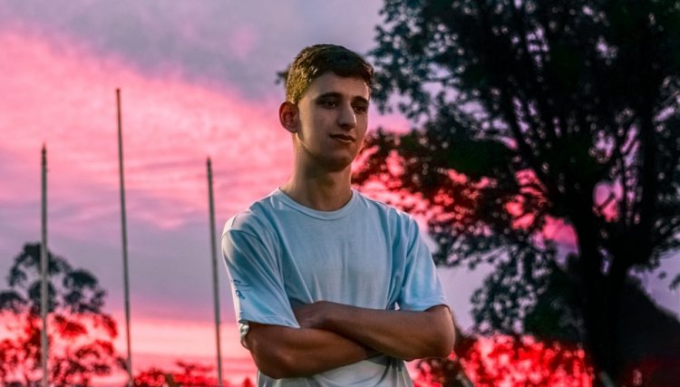 Jovem da região é premiado em competição internacional de cinema 