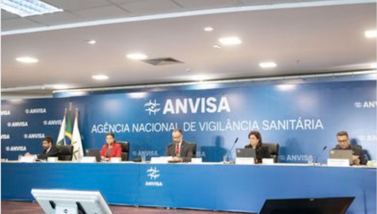 Técnicos da Anvisa recomendam uso emergencial da vacina de Oxford
