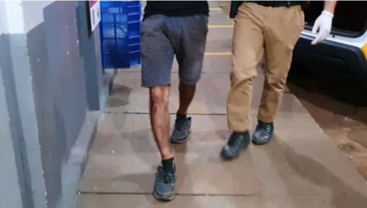 Idoso reage e atinge bandido com golpes de facão