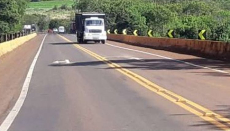Policiais de Nova Aurora localizam caminhão roubado, motorista foi feito de refém 