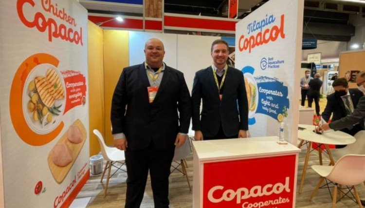 Com expansão produtiva, Copacol participa de feira no Canadá