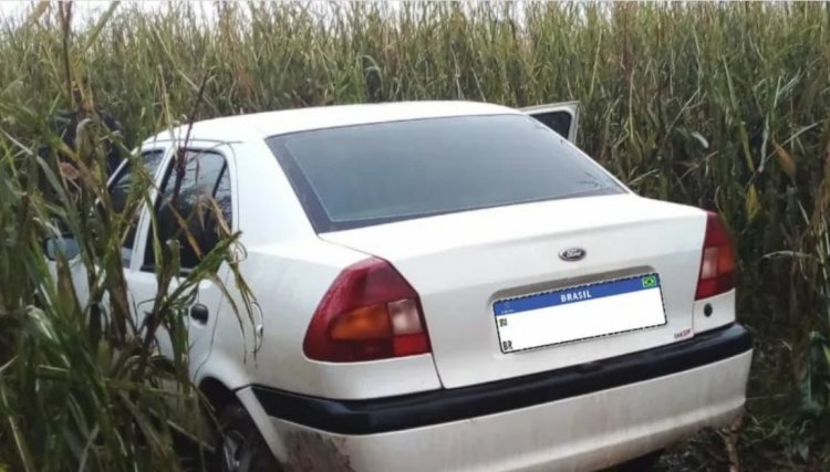 Carro furtado em Nova Aurora é recuperado pela Polícia Militar 