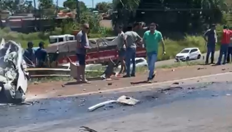 Gravíssimo acidente deixa pessoas mortas em Foz do Iguaçu