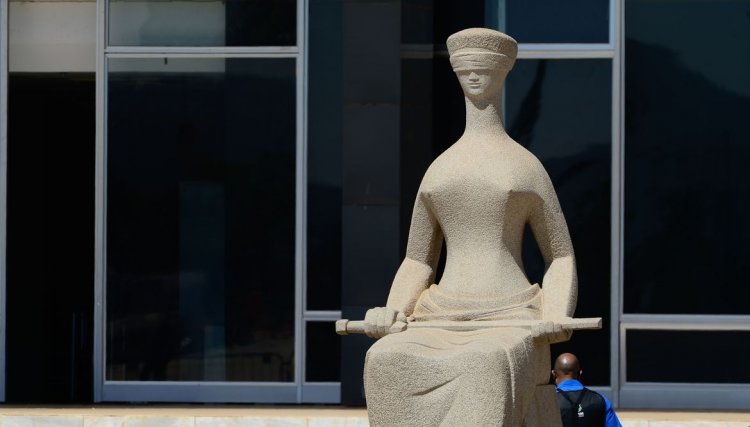 STF suspende julgamento de pris&atilde;o especial para curso superior