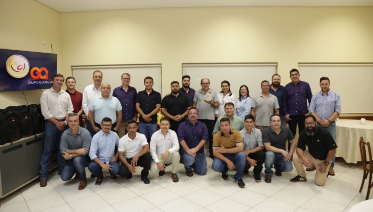 Cobb-Vantress premia Grupo Alvorada por melhor desempenho em SP