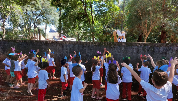 Rede Municipal de Ensino de Cafelândia promove ações de Páscoa
