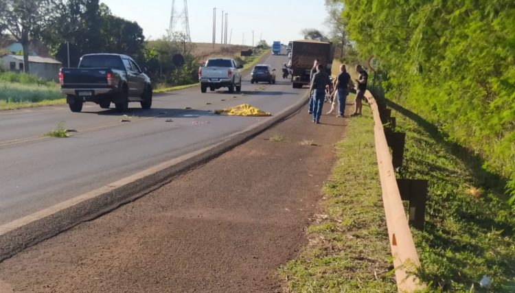 Jovem morre atropelado por caminhão na BR-369, em Corbélia
<br/>