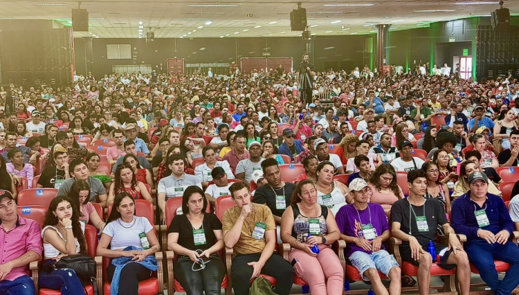 Mais de 3 mil trabalhadores em Cooperativas do PR v&atilde;o participar de Congresso em Cascavel neste domingo 26<br/>