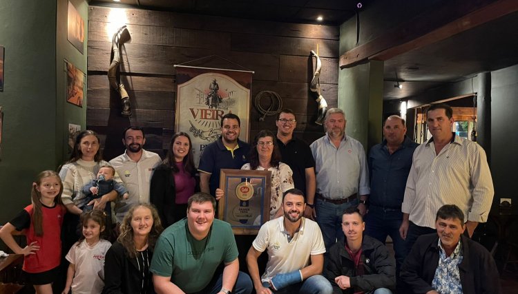 Granja Faria vence em produção de ovos em Santa Catarina, pela premiação Melhores Lotes Cobb